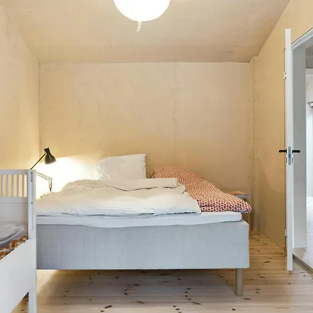 Unspoilt Nordic Gem Amidst Nature Ferienhaus
