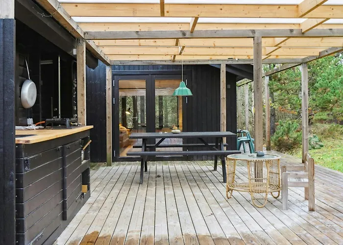 Unspoilt Nordic Gem Amidst Nature 펜션 *